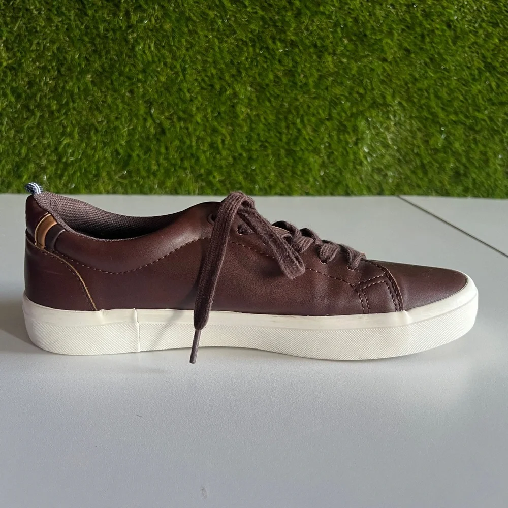 Nautica listing pair